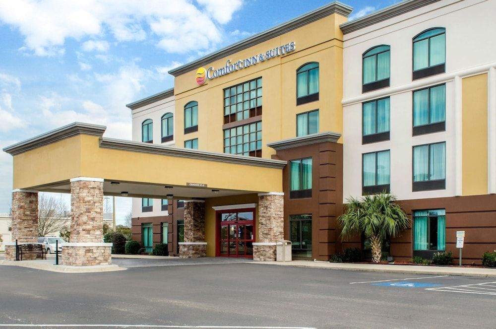 Comfort Inn & Suites Biloxi - D'Iberville 1