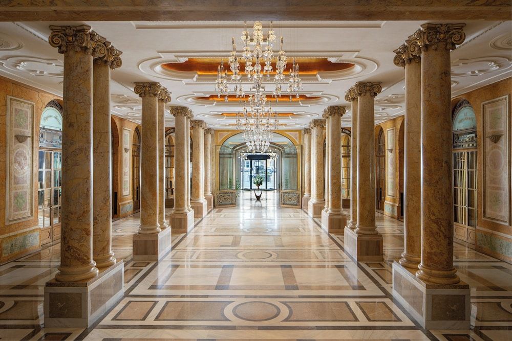 InterContinental Hotels ATHÉNÉE PALACE BUCHAREST by IHG 2