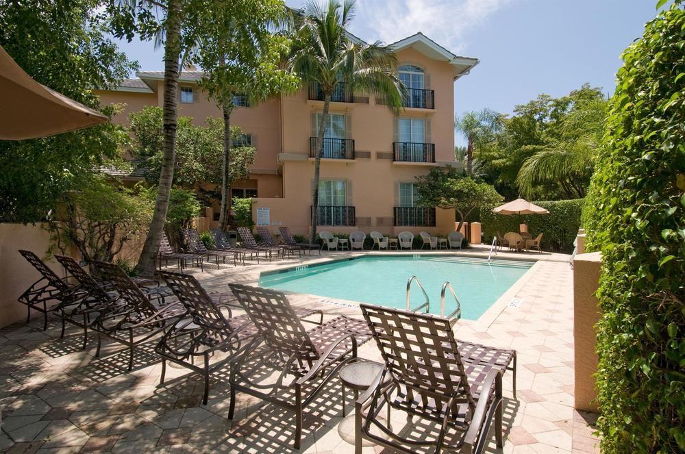 The Capri Inn 2