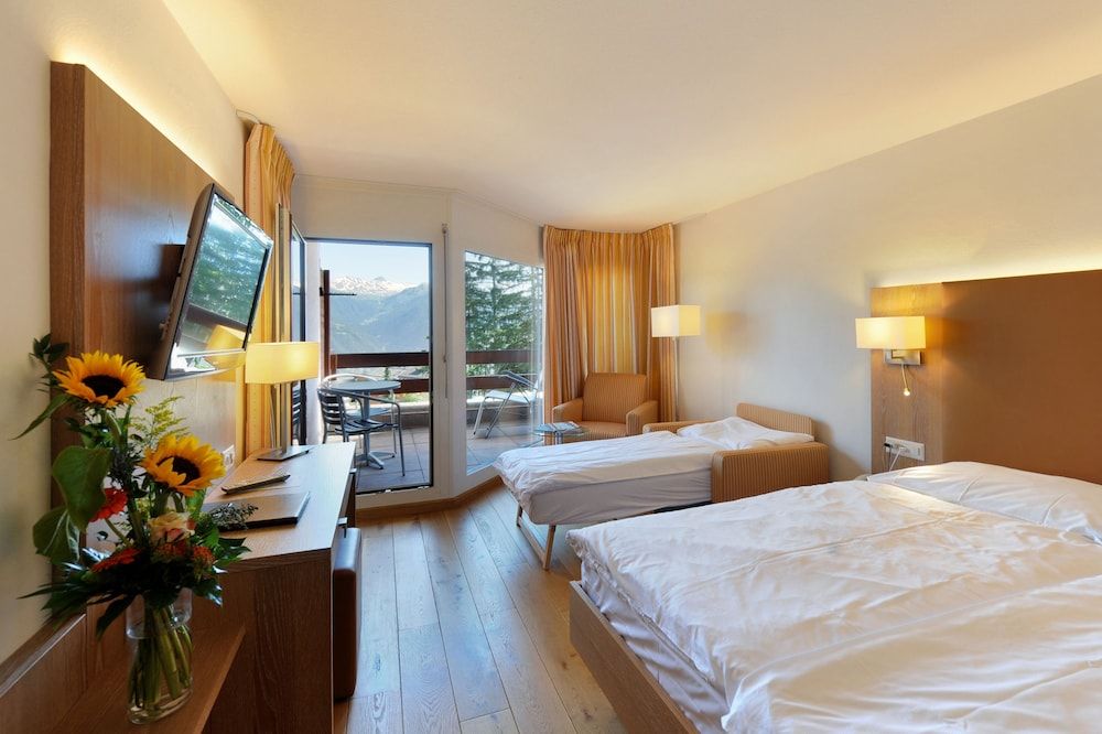 Hotel Helvetia Intergolf 2