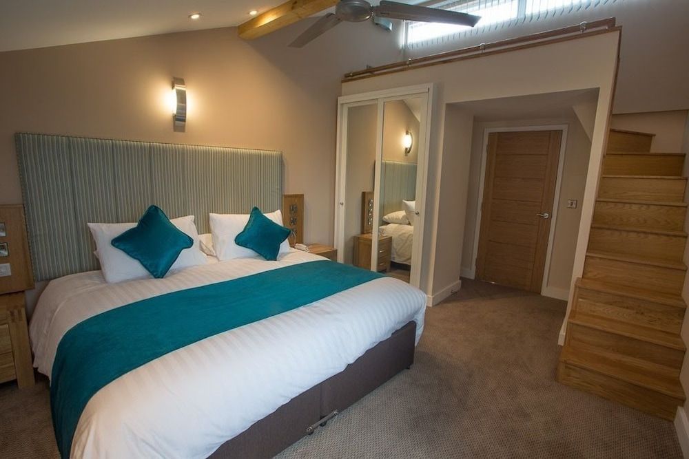 Burton Hotel 2