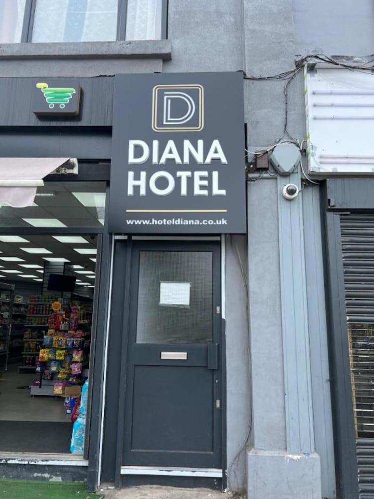 Diana Hotel Near Wembley Self Serviced Apartments 1