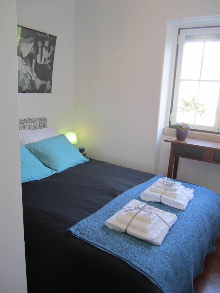 Alvalade II Airport Guest House 2