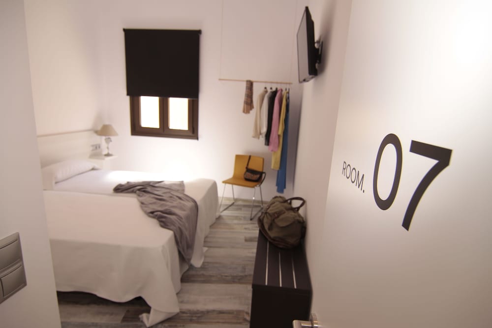 8 Rooms Tarifa 1