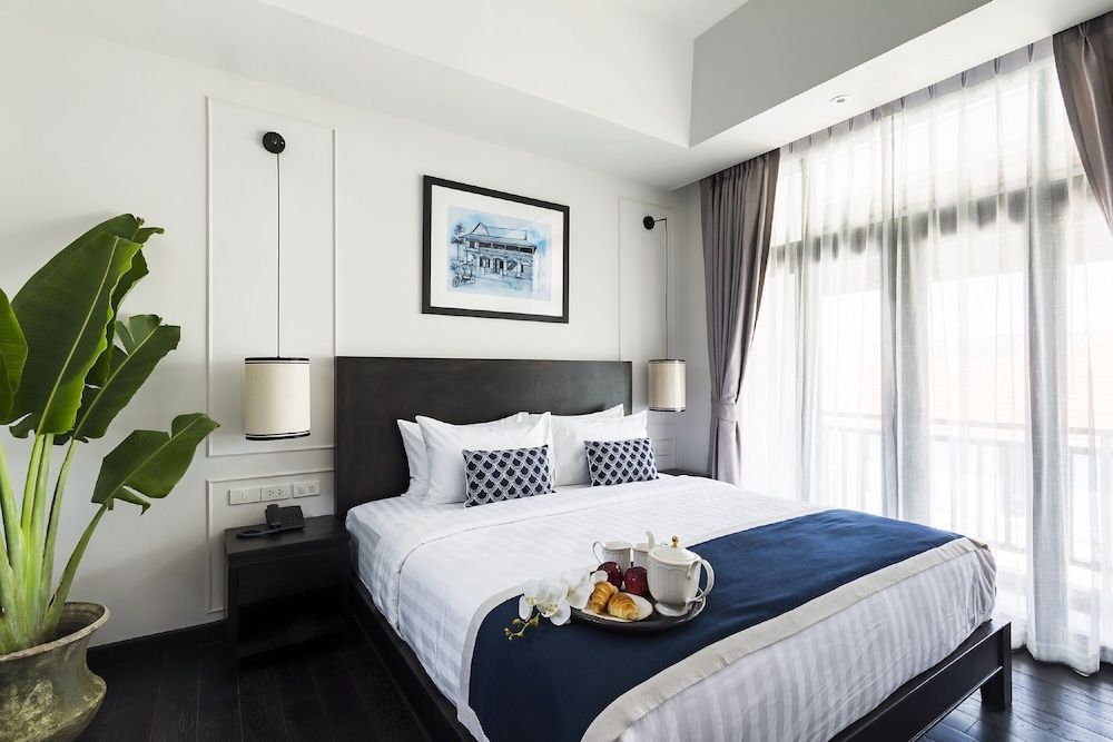 Cheeva Dee Hotel 1
