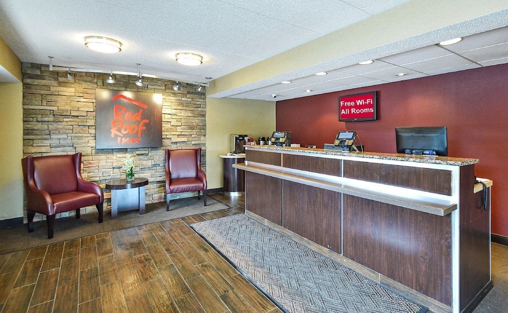 Red Roof Inn Louisville Expo Airport 2