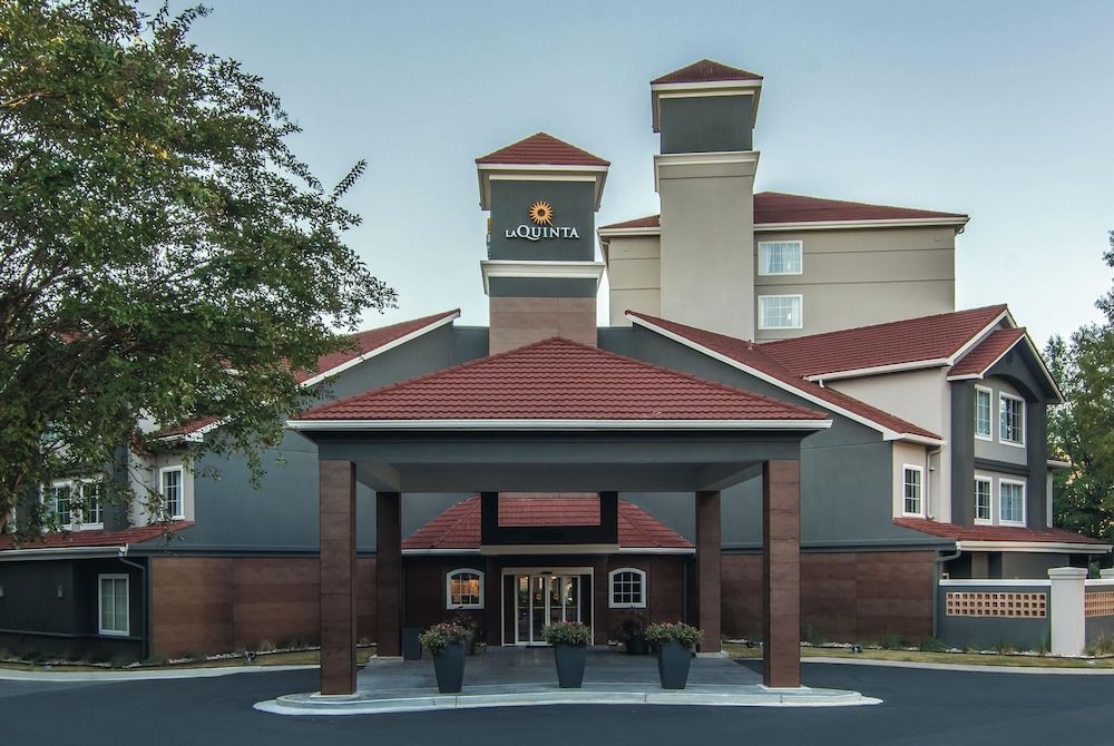 La Quinta by Wyndham Atlanta Perimeter Medical 1