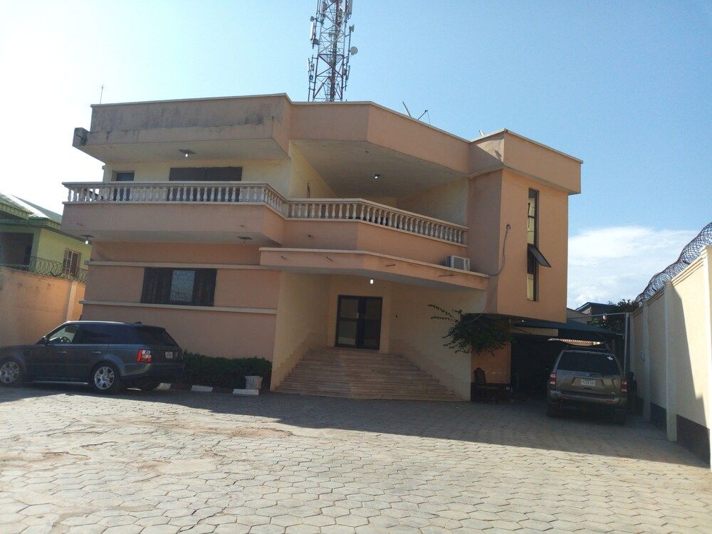 Feligold Royal Hotel 1