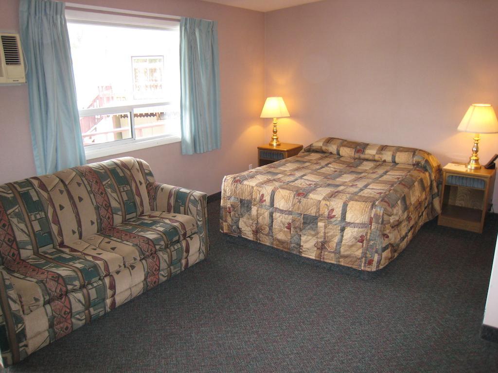 Rondo Motel 2