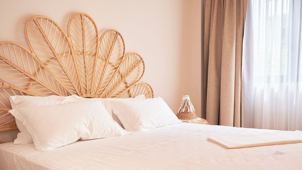 Azar Luxury Suites 2