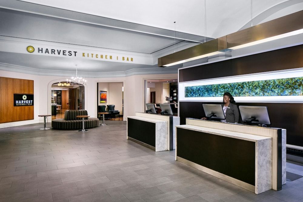 Hyatt Regency Wichita 2