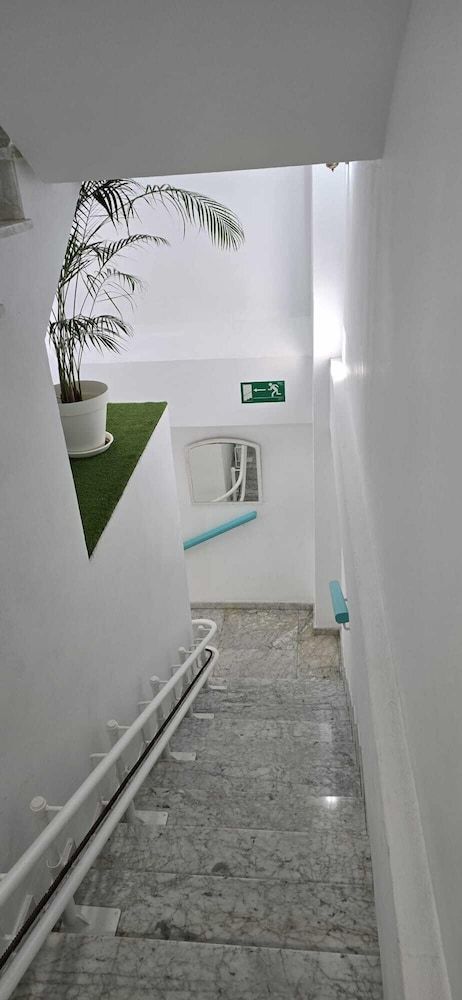 Candisol Cozy Inns 2