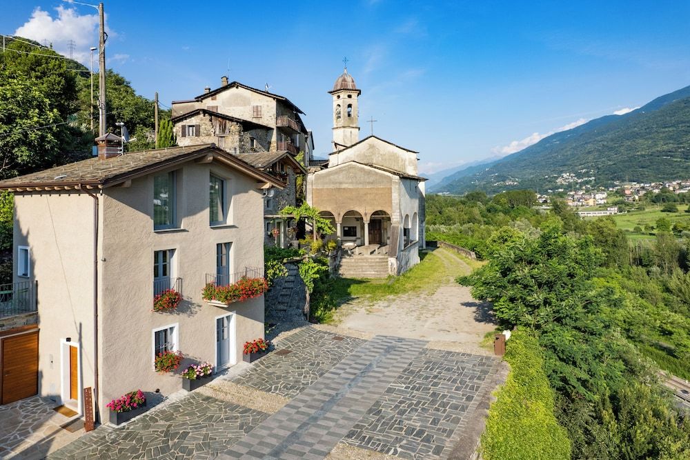 Residenza Sassella 1