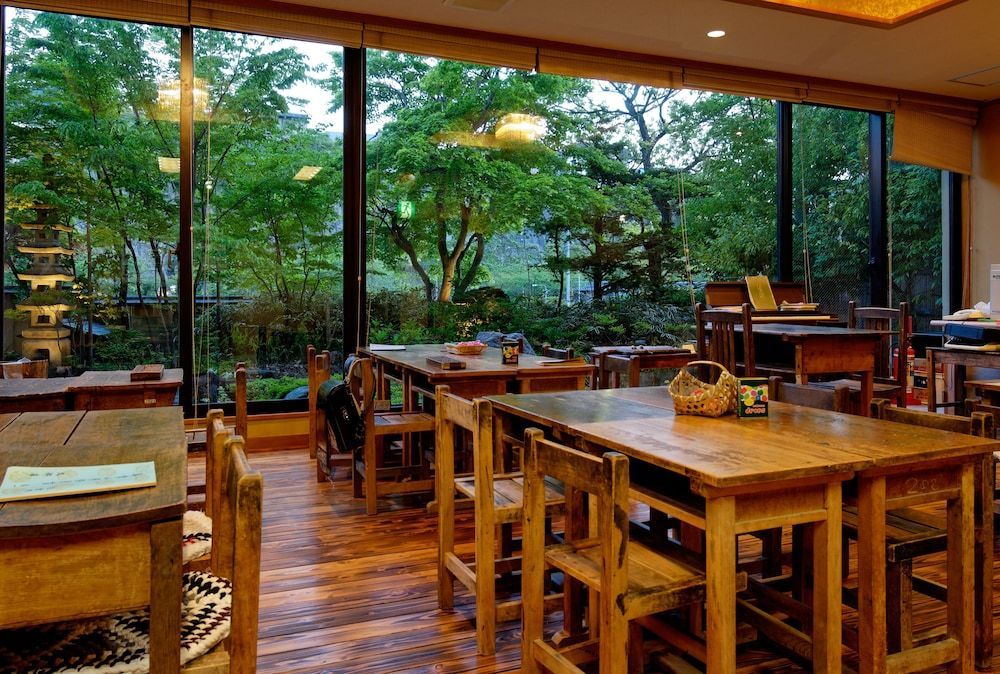 Shibu Hotel 2
