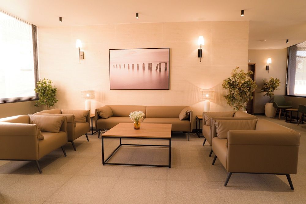 NEW AMAAN HOTEL 2