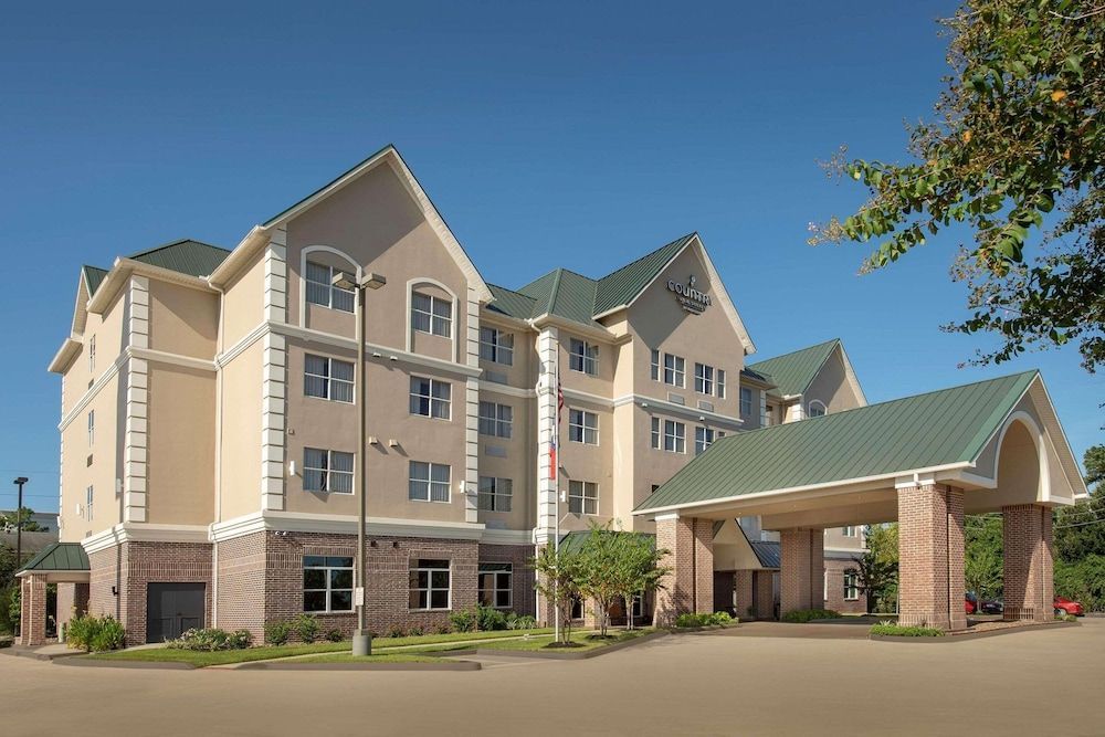 Country Inn & Suites by Radisson, Humble IAH East 1