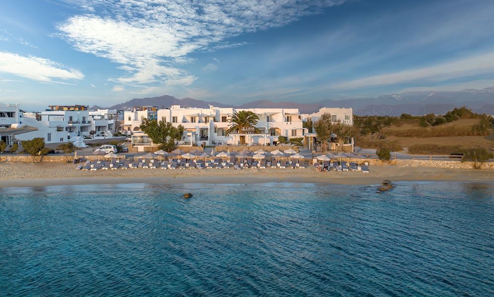 Liana Beach Hotel & Spa 1