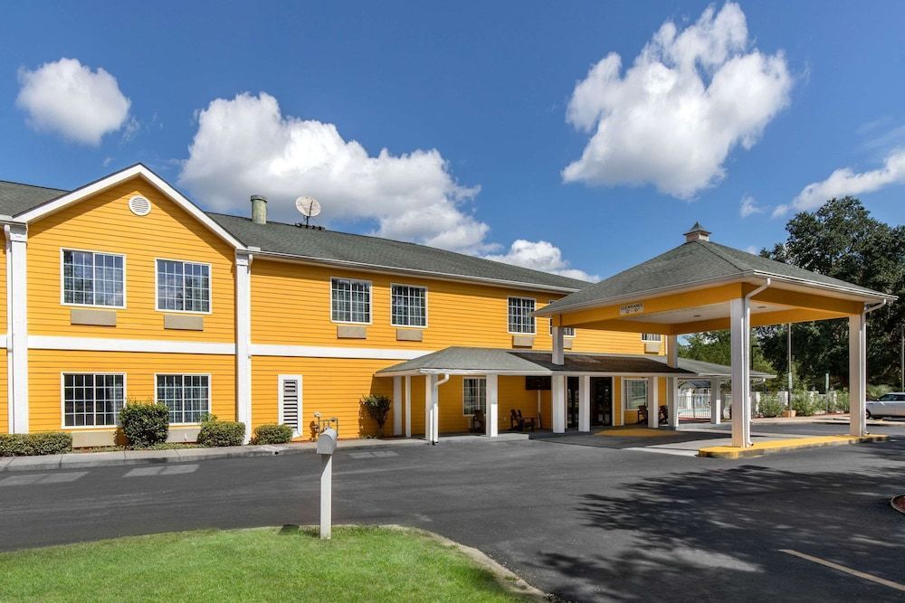 Quality Inn Kingstree North 1