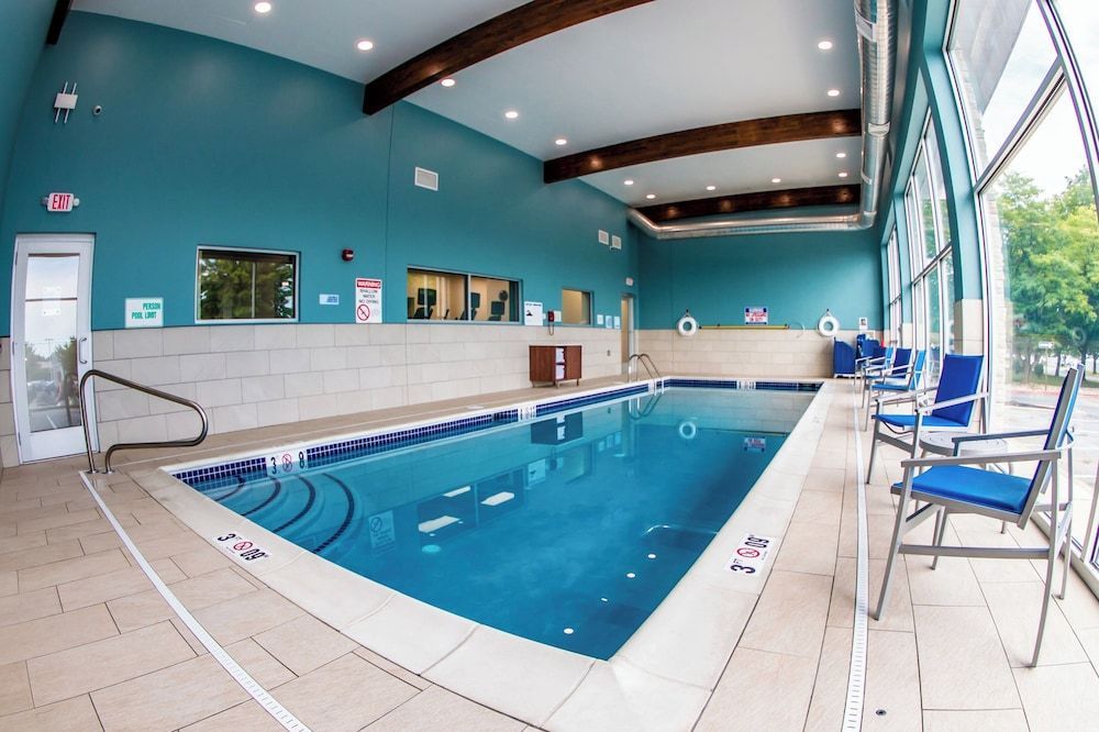 Holiday Inn Express ALLENTOWN NORTH by IHG 1