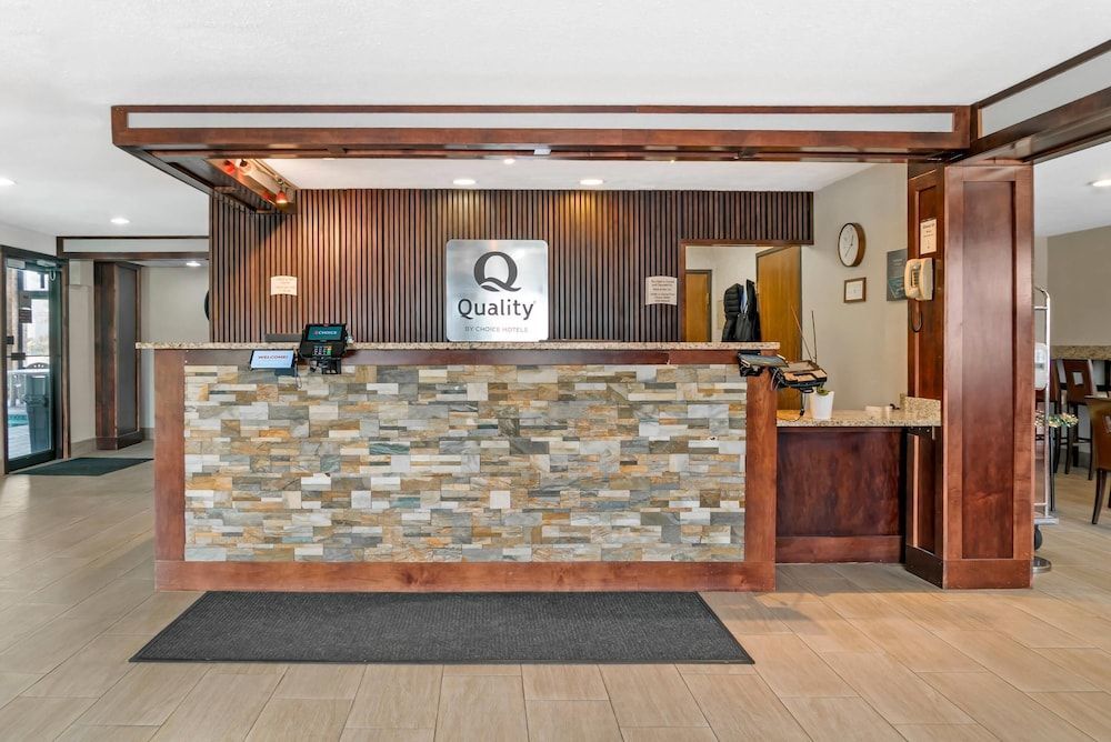 Quality Inn Grand Rapids South-Byron Center 2