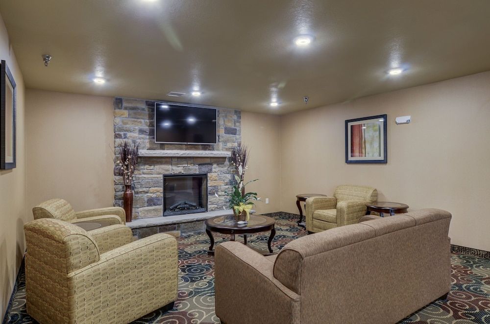 Cobblestone Inn & Suites-Kersey 2