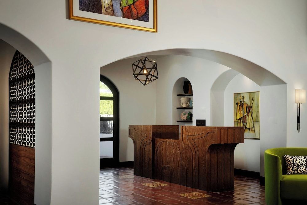 Triada Palm Springs, Autograph Collection 2