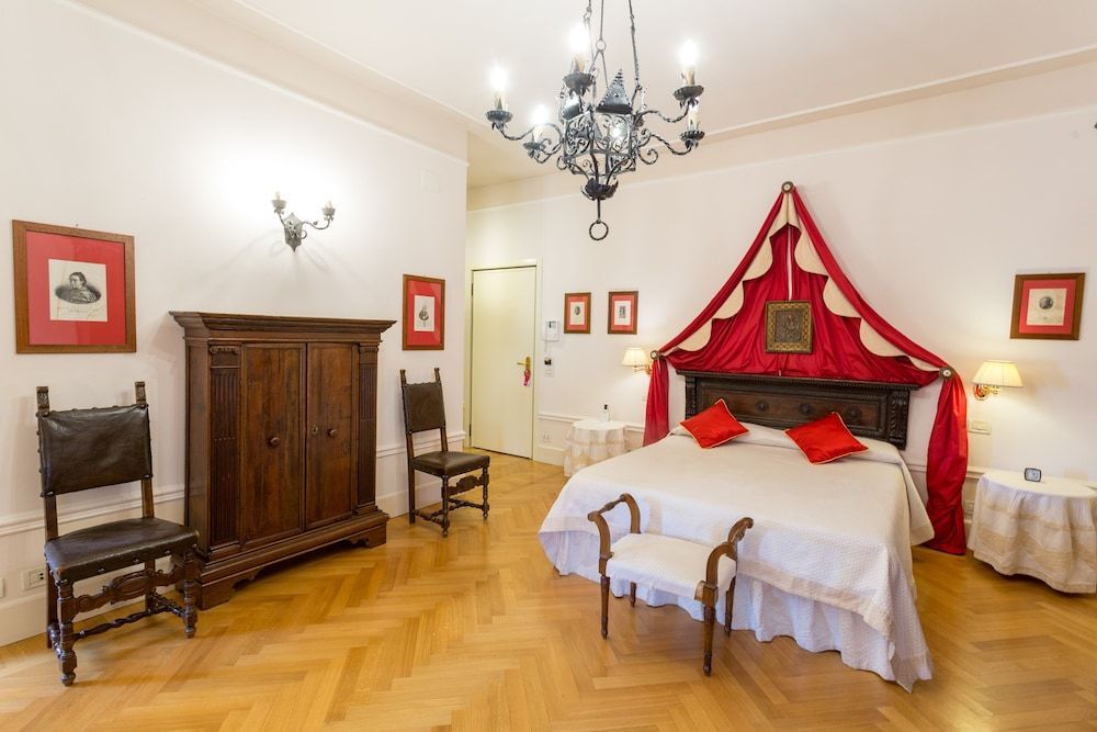 Palazzo Dalla Rosa Prati 1