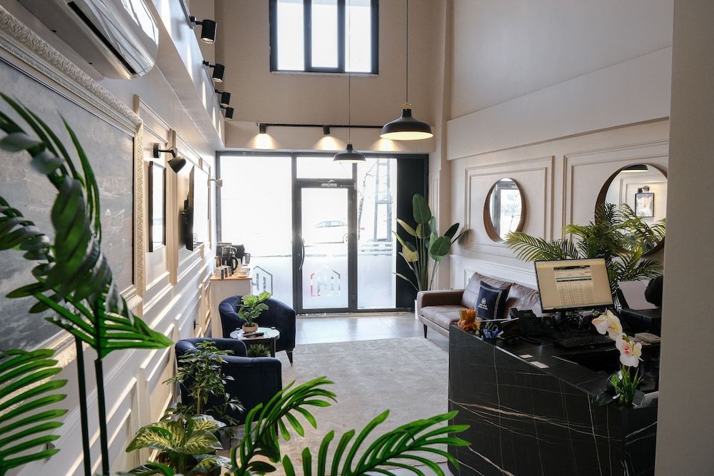 Plus Hotel & Private Transportation İstanbul Airport-By Loft 2