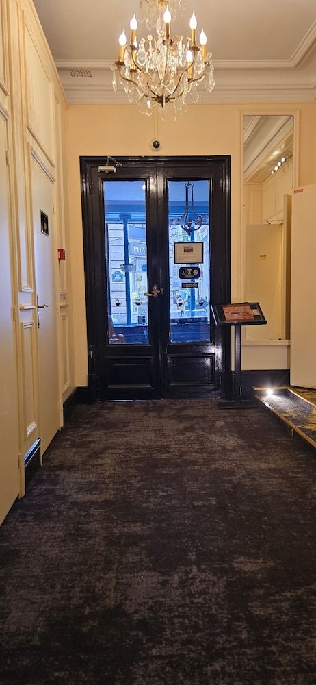 Hotel Peyris Opera 2