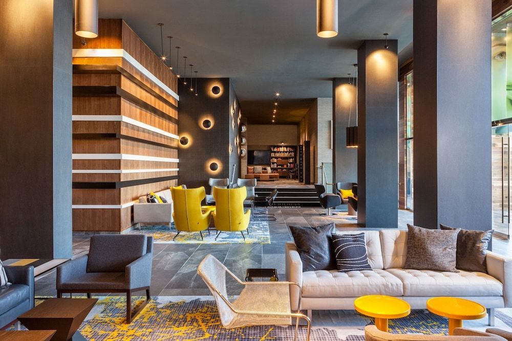 Le Meridien Charlotte 1
