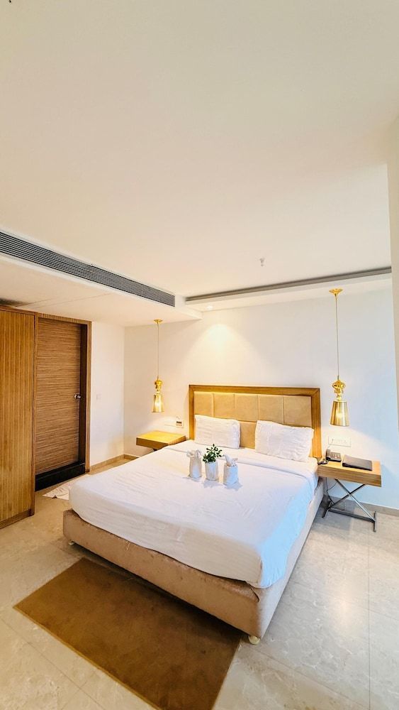 HOTEL AMORA - Rajnandgaon 1