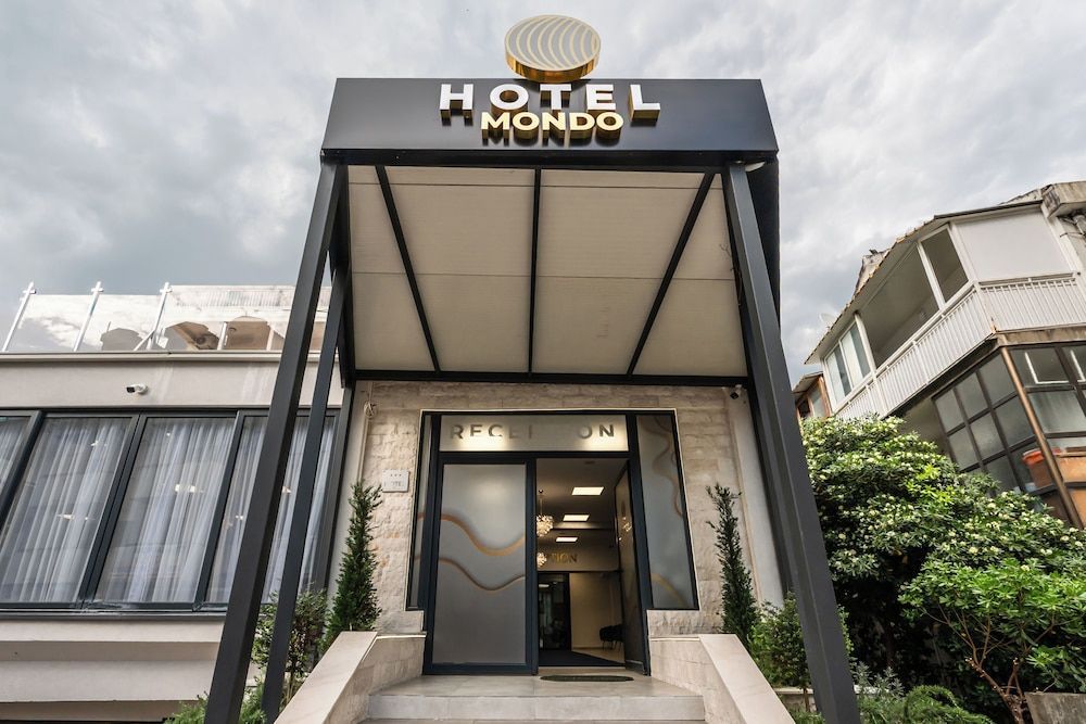 Hotel Mondo 1
