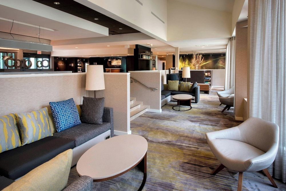 Courtyard by Marriott Norwalk 2