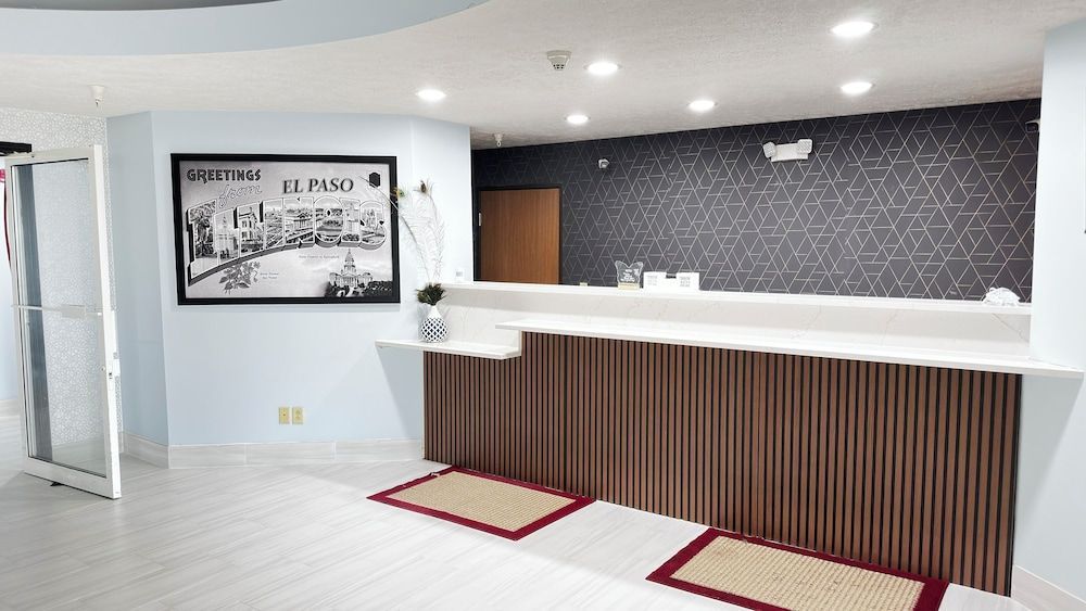 Burgundy Inn and Suites 1