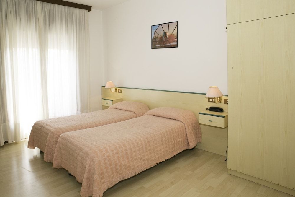 San Marco Hotel FREE PARKING FREE BEACH FREE BREAKFAST 2