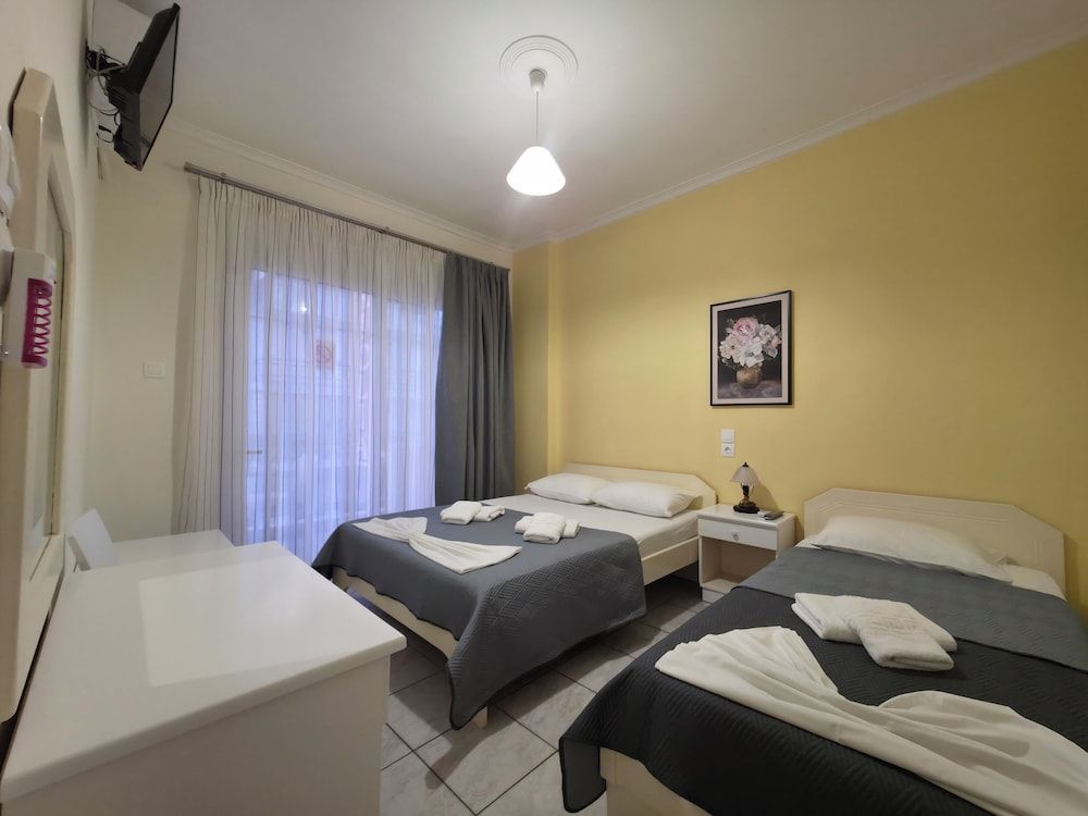 Chariclia Hotel 2