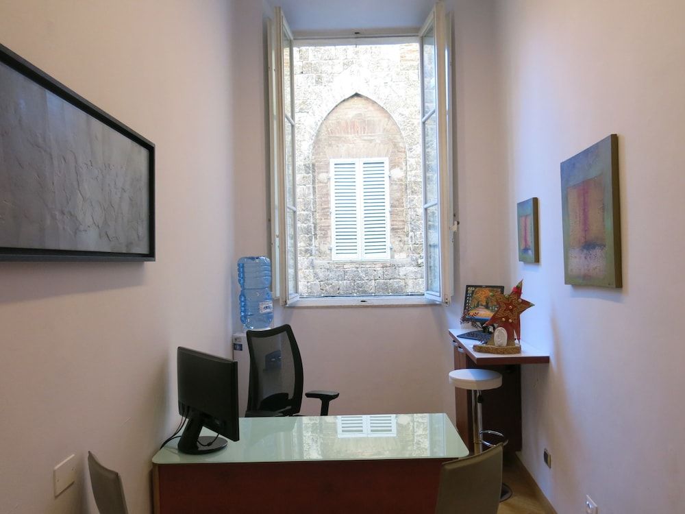 Piazza Paradiso Accommodation 2