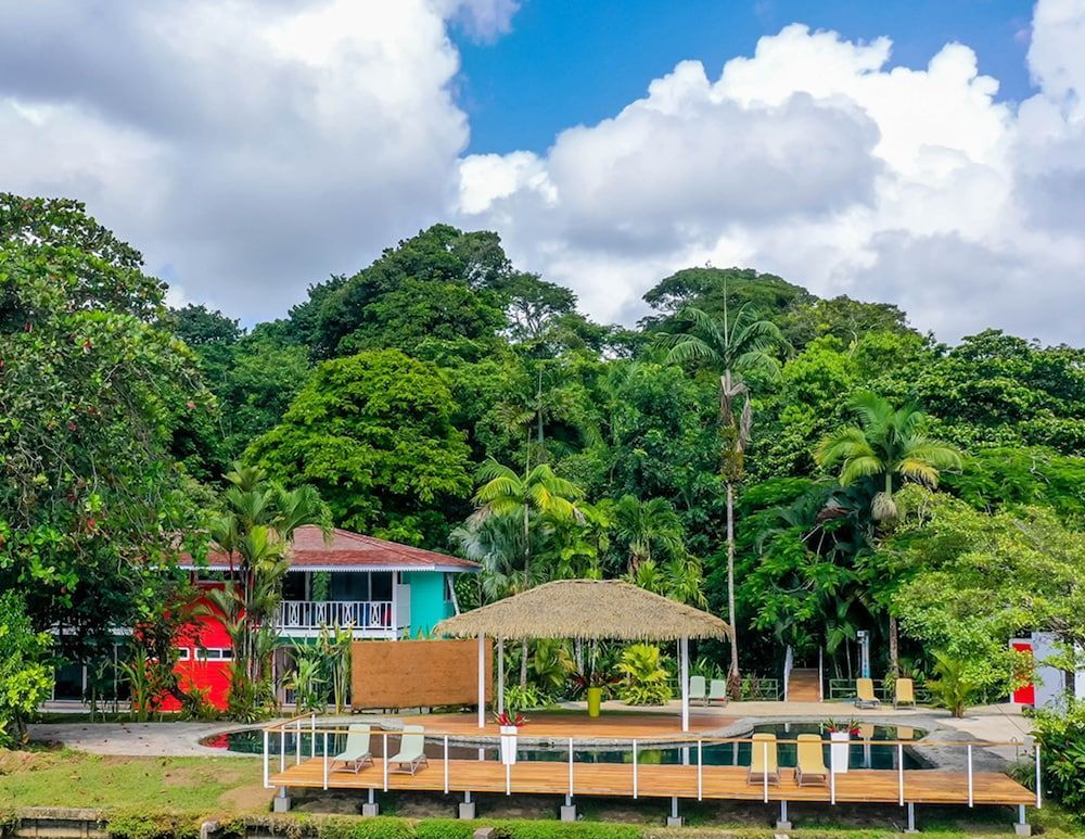 Tortuga Lodge 1