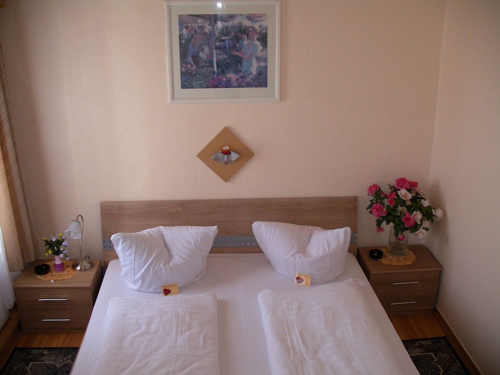 Hotel garni Djaran 1