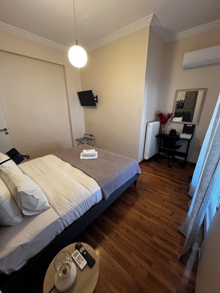 Pnyka Apartment 3 2