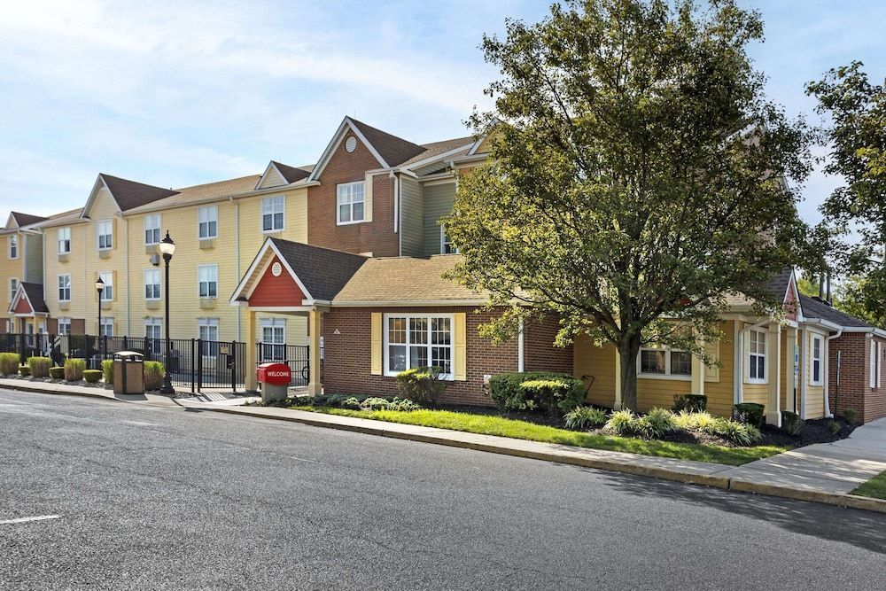 MainStay Suites Mt Laurel - Philadelphia 1