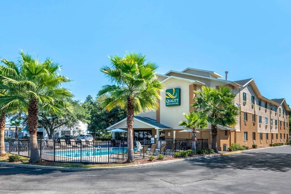 Quality Inn & Suites Leesburg Chain of Lakes 1