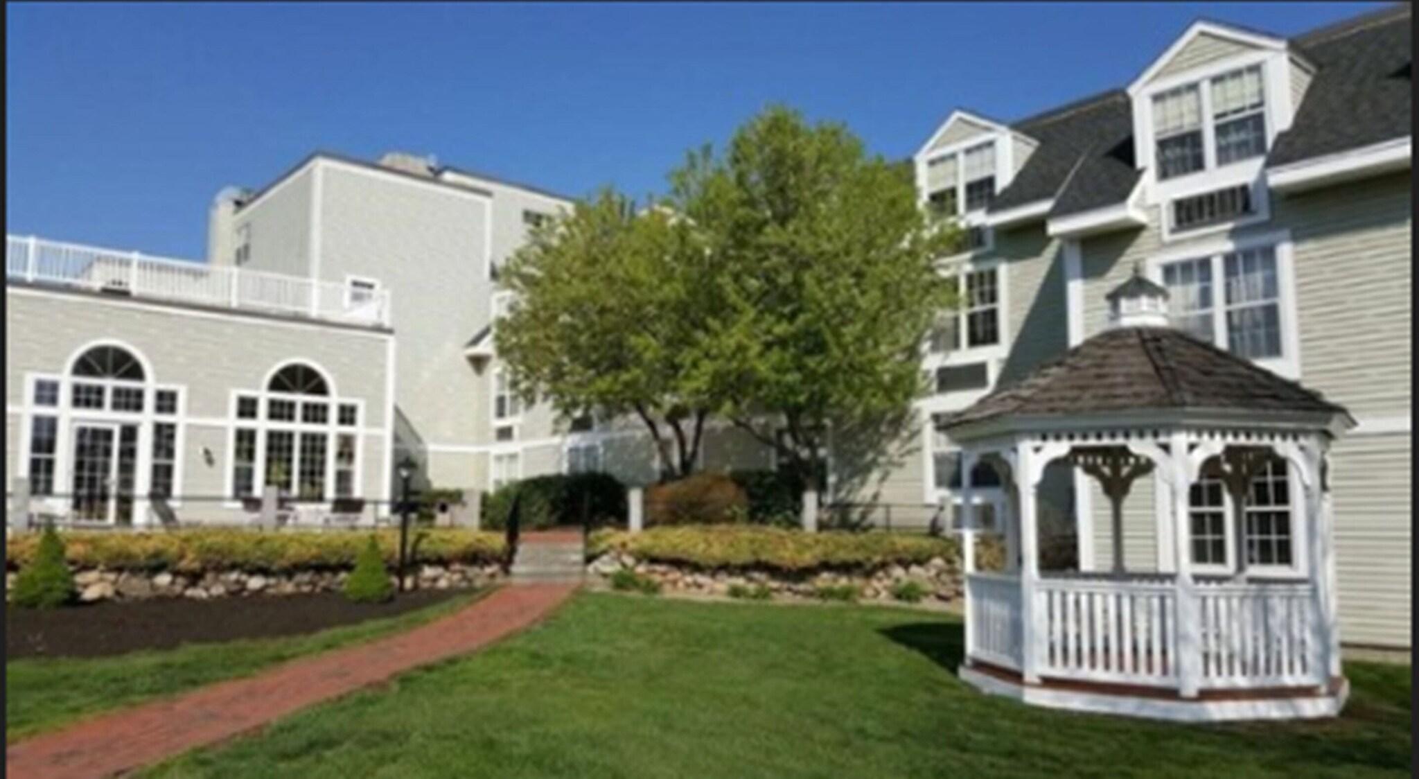 Westford Regency Inn & Conference Center 2