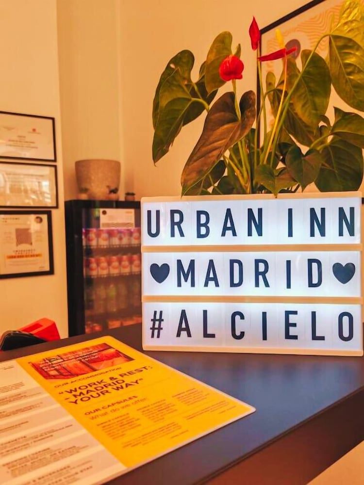 Capsule Inn Madrid 2
