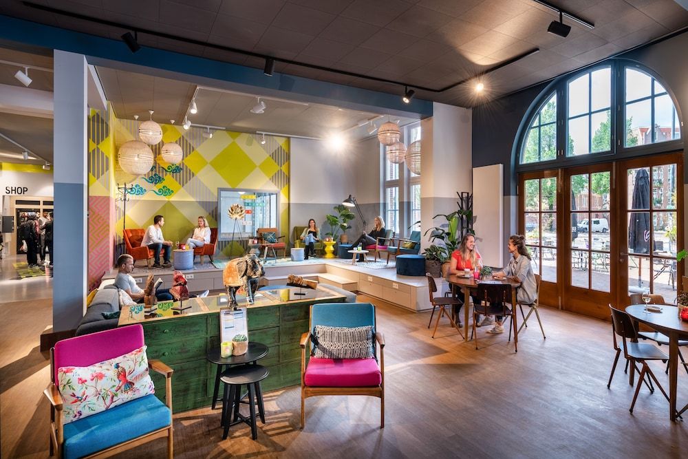 Stayokay Hostel Amsterdam Oost 1