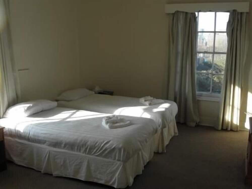 The Station Hotel 2