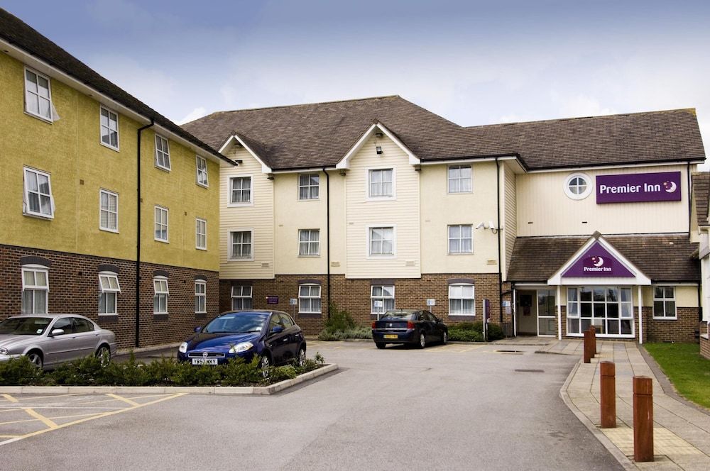 Premier Inn Hull North 1
