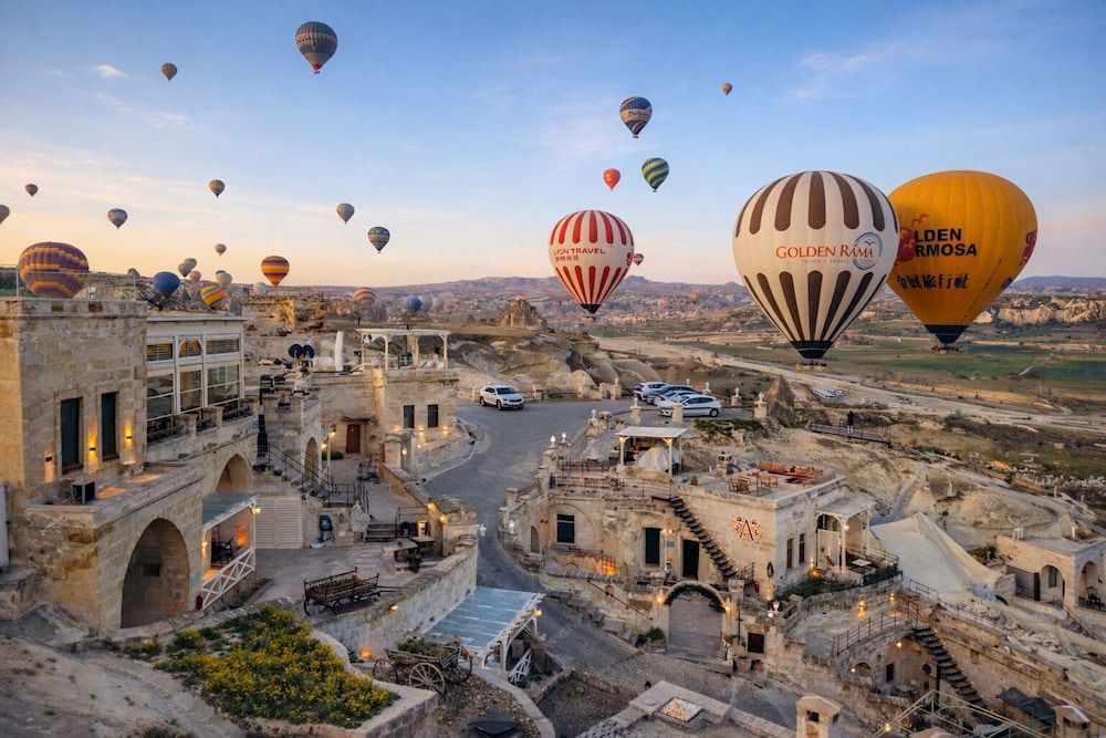 Azure Cave Suites - Cappadocia 1