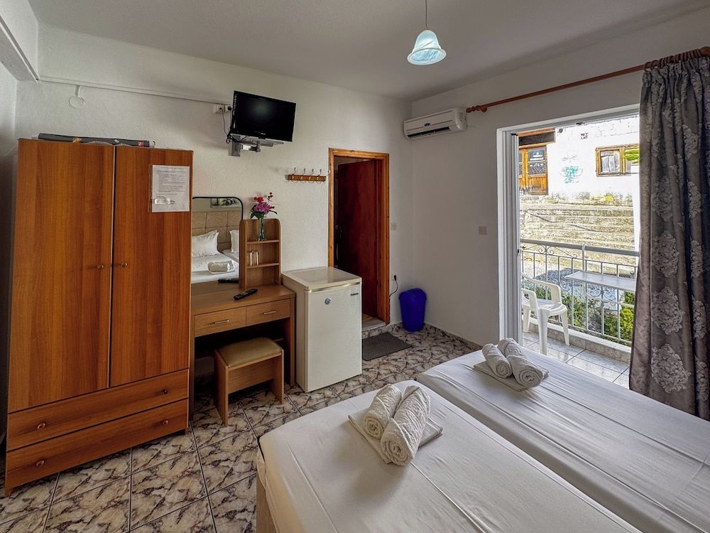 Skiathos Platis House 1