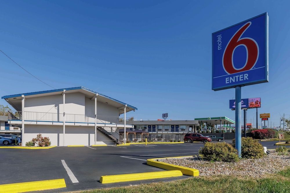 Motel 6 Elizabethtown 1